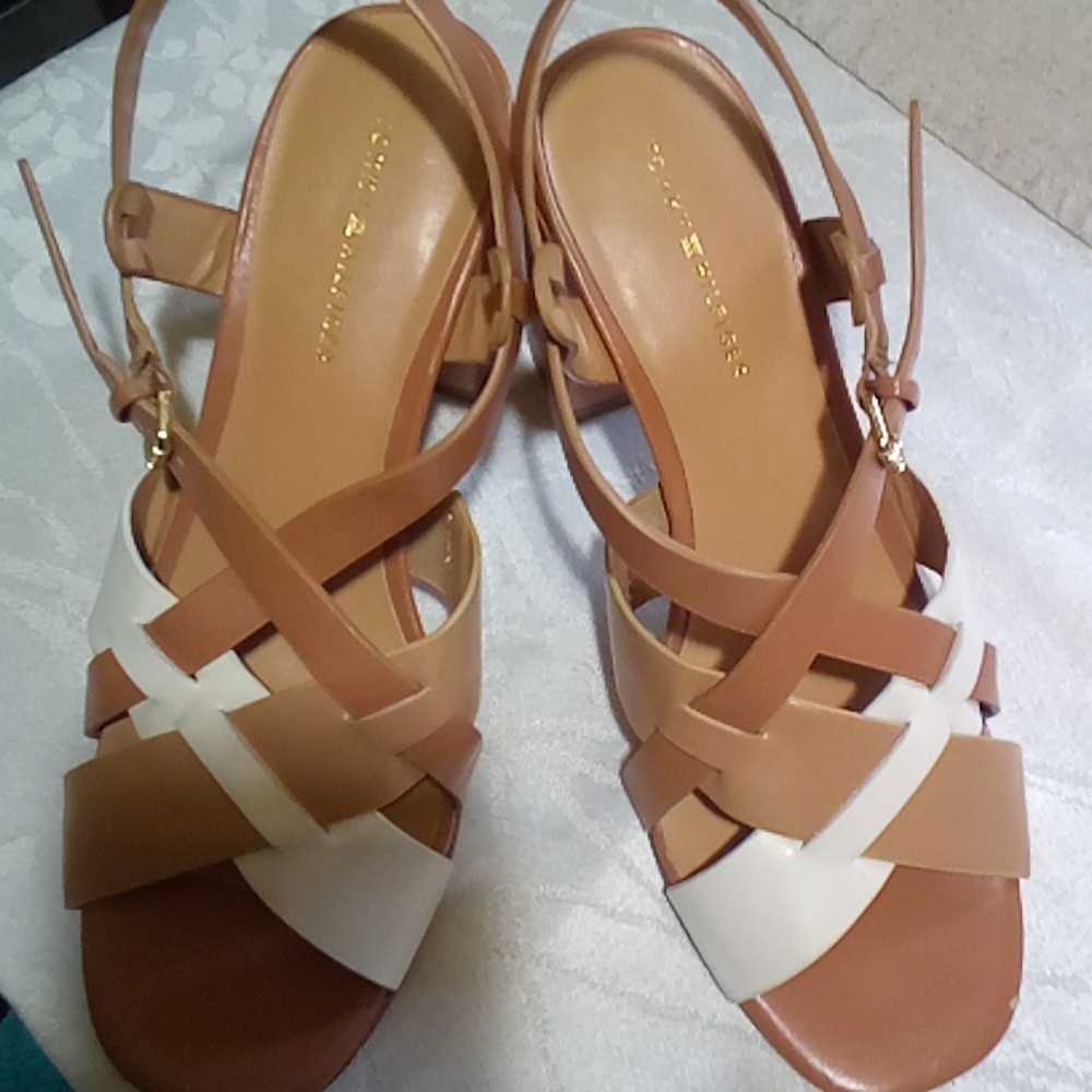 Tommy Hilfiger, Size 6 1/2, Brown and White